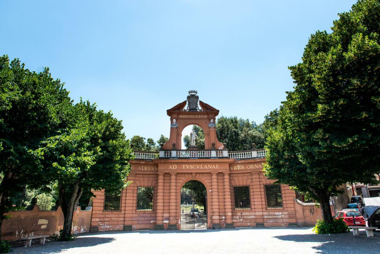 Room2 Frascati Exteriör bild